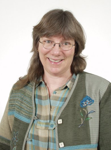 Karen Ward runs WSU’s Plant Pest Diagnostic Clinic.