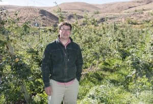 Cidermaker Marcus Robert at Tieton Cider Works' cider orchard in Yakima, Washington in 2014. (TJ Mullinax/Good Fruit Grower file photo)