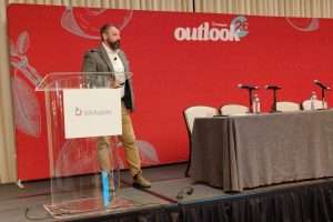 Chris Gerlach of USApple speaking at the 2026Outlook conference in Chicago.