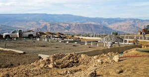 The Legacy orchard has housing for 98 workers. McDougall is constructing more housing to double that number. (Geraldine Warner/Good Fruit Gower)