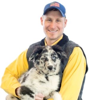 Marcus Morgan (with Miss Blue) on January 23, 2015 in The Dalles, Oregon. (TJ Mullinax/Good Fruit Grower)