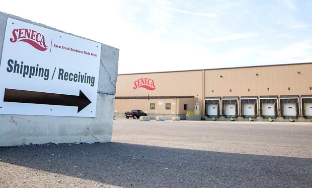 Seneca Foods plans to close its Sunnyside, Washington, fruit processing facility after the 2019 pear harvest, leaving the Northwest with only two pear canners. (Ross Courtney/Good Fruit Grower)