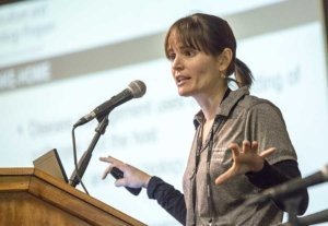 Michelle Moyer at the 2017 Washington Winegrowers meeting in Kennewick, Washington. (TJ Mullinax/Good Fruit Grower)