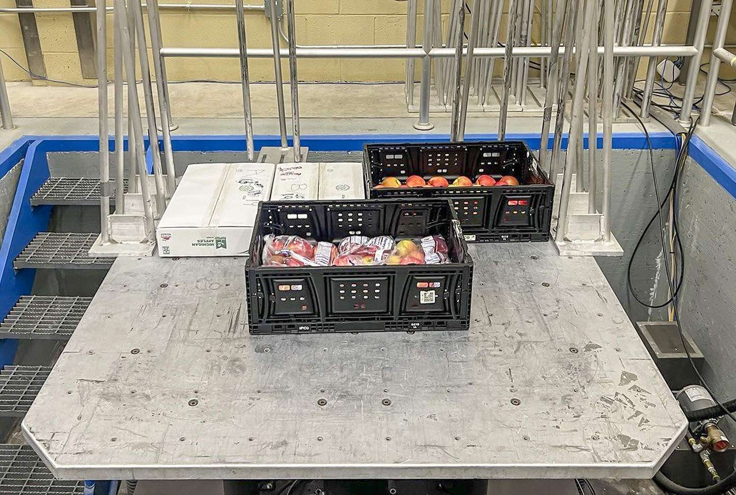 Bad vibrations for apples on the road An electrodynamic shaker at the Michigan State University School of Packaging simulates transportation vibrations and their effects on different types of apple packaging.