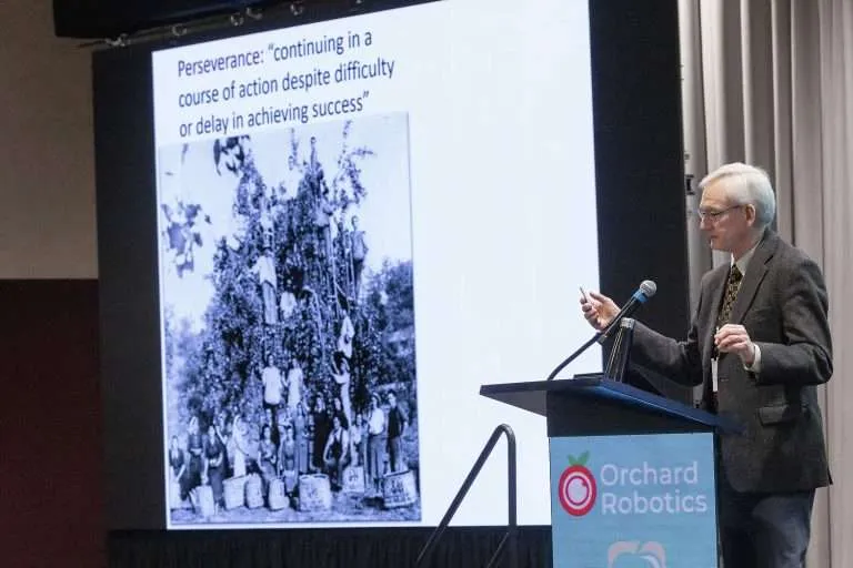 Greg Lang, professor emeritus of Michigan State University, discusses the changing horticultural strategies of tree fruit during his Batjer Address at the Washington State Tree Fruit Association’s annual meeting in December in Wenatchee, Washington. (TJ Mullinax/Good Fruit Grower)