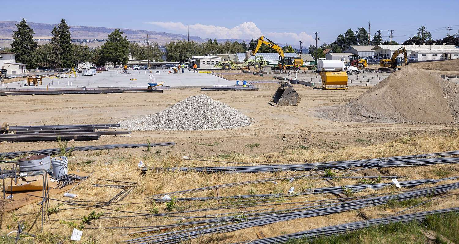 Construction of the new Washington State University Plant Growth Facility in Wenatchee in July 2026.